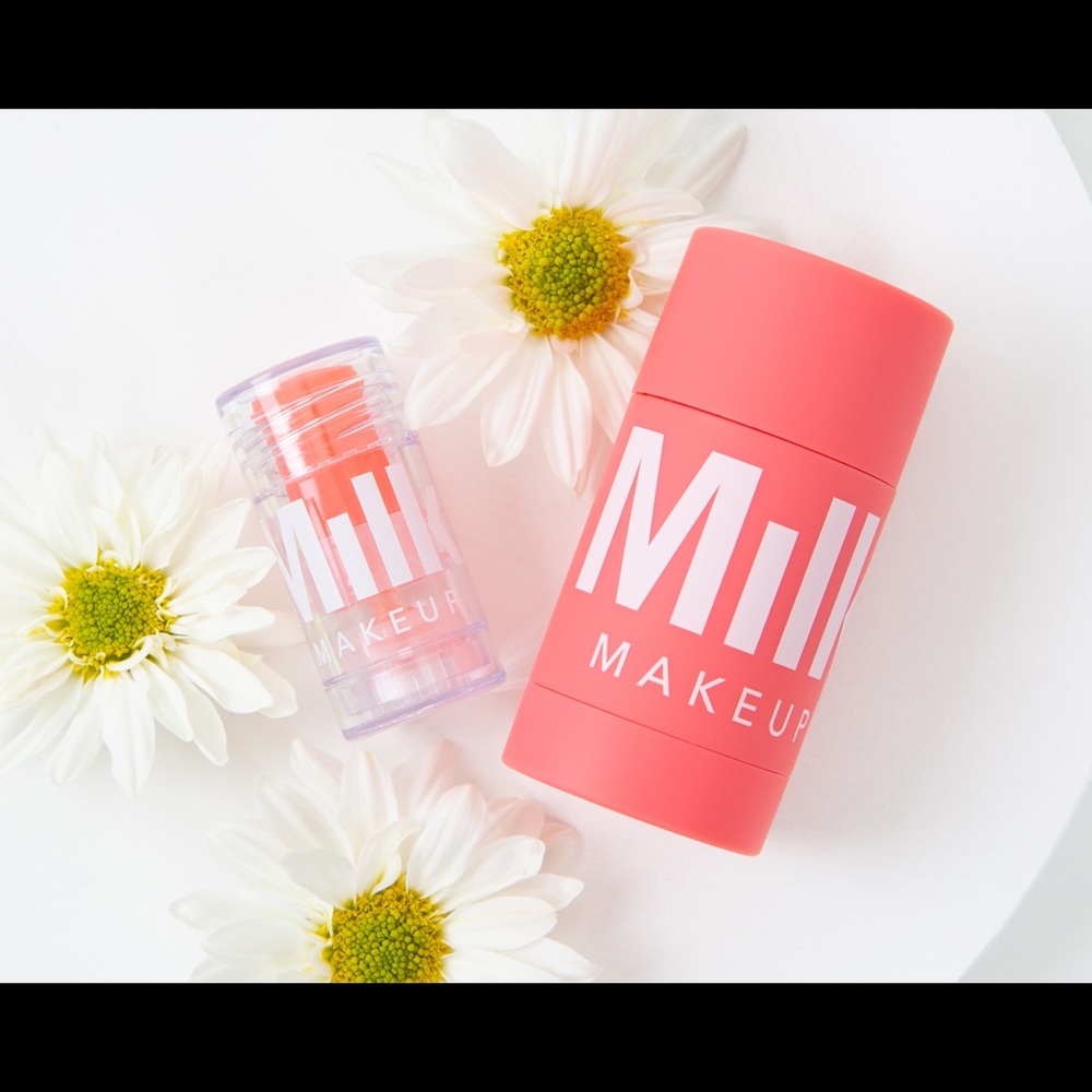 MILK MAKEUP Watermelon Brightening Face Mask Serum